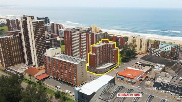 Unit 95 Oceanic - Self Catering, North Beach Durban Exterior photo